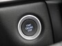 Renault Captur 1.6 E-Tech Plug-in Hybrid 160 Intens | Panorama dak | Achteruitrijcamera | Lichtmetalen velgen | Navigatie | Cruise control | Stoelverwarming |