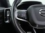Volvo XC40 T5 262pk Recharge R-Design / Elektr. Stoelen / Panoramadak / Harman&Kardon Audio / Trekhaak / 360 Camera / Full-LED / Leder / Keyless / 19'' + All Season / ACC / BLIS / Stoel + Stuur. Verwarming / DAB /