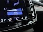Volvo XC40 T5 262pk Recharge R-Design / Elektr. Stoelen / Panoramadak / Harman&Kardon Audio / Trekhaak / 360 Camera / Full-LED / Leder / Keyless / 19'' + All Season / ACC / BLIS / Stoel + Stuur. Verwarming / DAB /