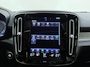 Volvo XC40 T5 262pk Recharge R-Design / Elektr. Stoelen / Panoramadak / Harman&Kardon Audio / Trekhaak / 360 Camera / Full-LED / Leder / Keyless / 19'' + All Season / ACC / BLIS / Stoel + Stuur. Verwarming / DAB /