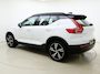 Volvo XC40 T5 262pk Recharge R-Design / Elektr. Stoelen / Panoramadak / Harman&Kardon Audio / Trekhaak / 360 Camera / Full-LED / Leder / Keyless / 19'' + All Season / ACC / BLIS / Stoel + Stuur. Verwarming / DAB /