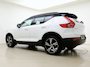 Volvo XC40 T5 262pk Recharge R-Design / Elektr. Stoelen / Panoramadak / Harman&Kardon Audio / Trekhaak / 360 Camera / Full-LED / Leder / Keyless / 19'' + All Season / ACC / BLIS / Stoel + Stuur. Verwarming / DAB /