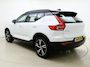 Volvo XC40 T5 262pk Recharge R-Design / Elektr. Stoelen / Panoramadak / Harman&Kardon Audio / Trekhaak / 360 Camera / Full-LED / Leder / Keyless / 19'' + All Season / ACC / BLIS / Stoel + Stuur. Verwarming / DAB /