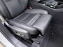 Volvo XC40 T5 262pk Recharge R-Design / Elektr. Stoelen / Panoramadak / Harman&Kardon Audio / Trekhaak / 360 Camera / Full-LED / Leder / Keyless / 19'' + All Season / ACC / BLIS / Stoel + Stuur. Verwarming / DAB /