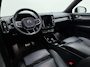 Volvo XC40 T5 262pk Recharge R-Design / Elektr. Stoelen / Panoramadak / Harman&Kardon Audio / Trekhaak / 360 Camera / Full-LED / Leder / Keyless / 19'' + All Season / ACC / BLIS / Stoel + Stuur. Verwarming / DAB /