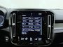 Volvo XC40 T5 262pk Recharge R-Design / Elektr. Stoelen / Panoramadak / Harman&Kardon Audio / Trekhaak / 360 Camera / Full-LED / Leder / Keyless / 19'' + All Season / ACC / BLIS / Stoel + Stuur. Verwarming / DAB /
