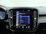 Volvo XC40 T5 262pk Recharge R-Design / Elektr. Stoelen / Panoramadak / Harman&Kardon Audio / Trekhaak / 360 Camera / Full-LED / Leder / Keyless / 19'' + All Season / ACC / BLIS / Stoel + Stuur. Verwarming / DAB /