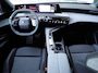 Peugeot 3008 1.6 plug-in Hybrid 195 Allure | Afneembare trekhaak | 1550KG Trekgewicht | Navigatie | Stoelverwarming | Camera achter | Full LED