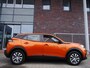 Peugeot e-2008 EV Active 50 kWh | Navigatie | CarPlay | Android Auto | Climate/Cruise Control | Achteruitrij Camera | LED Koplampen