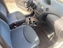Toyota Yaris 1.3 VVT-i S-Line 1e eigenaar in NIEUWSTAAT, OPRUIMING NU €2450,- !! boekjes en NAP rapport zijn er bij, UNIEK !!