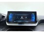 Peugeot e-208 EV Allure Pack 50 kWh | SOH 95% | Apple Carplay/Android Auto | Achteruitrijcamera | Stoelverwarming voor | Cruise Control | Lichtmetalen Velgen 16 Inch