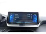 Peugeot e-208 EV Allure Pack 50 kWh | SOH 95% | Apple Carplay/Android Auto | Achteruitrijcamera | Stoelverwarming voor | Cruise Control | Lichtmetalen Velgen 16 Inch