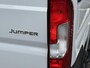 Citroën Jumper 2.2 BlueHDi 140 S&S L2H2 3.5t | Adaptieve Cruise control | Achteruitrijcamera | Climate control | Navigatie | 3 persoons | Side steps | Lichtmetalen velgen black | Pushbar