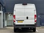 Citroën Jumper 2.2 BlueHDi 140 S&S L2H2 3.5t | Adaptieve Cruise control | Achteruitrijcamera | Climate control | Navigatie | 3 persoons | Side steps | Lichtmetalen velgen black | Pushbar