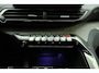 Peugeot 3008 1.2 Hybrid 136 GT Automaat | Navigatie | Climate control | Camera | Lichtmetalen velgen | Keyless | Extra getint glas | Parkeersensoren