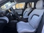 Citroën C5 Aircross Business Comfort Range 74 kWh | Panorama | Stuur-/Stuurverwarming | Stoelmassage | Parkeercamera/-sensoren | DAB | Adaptive Cruise Control | Full LED | Apple Carplay/Android Auto | Climate Control | Head-Up Display | Draadloze telefoonlader |