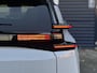 Citroën C5 Aircross Business Comfort Range 74 kWh | Panorama | Stuur-/Stuurverwarming | Stoelmassage | Parkeercamera/-sensoren | DAB | Adaptive Cruise Control | Full LED | Apple Carplay/Android Auto | Climate Control | Head-Up Display | Draadloze telefoonlader |