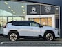 Citroën C5 Aircross Business Comfort Range 74 kWh | Panorama | Stuur-/Stuurverwarming | Stoelmassage | Parkeercamera/-sensoren | DAB | Adaptive Cruise Control | Full LED | Apple Carplay/Android Auto | Climate Control | Head-Up Display | Draadloze telefoonlader |