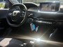 Peugeot 208 1.2 Hybrid 110 e-DCS6 Allure | Climate Control | Navigatie | Full LED | DAB | Parkeercamera/-sensoren | Apple Carplay/Android Auto | Dode hoekdetectie | Lichtmetalen velgen |