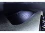 Peugeot E-3008 GT Long Range 230 97 kWh | DEMO | 8 jaar garantie | Panoramisch schuifdak | Stoelverwarming voor en achter | Alcantara bekleding | Navigatie | Camera