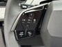 Peugeot E-3008 Allure 210pk 73 kWh | Apple Carplay/Android Auto | Panoramic Navigation pack | Adaptive cruisecontrol | Dodehoek bewaking | Rondomzicht camera | 19 inch lichtmetaal