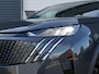 Peugeot 5008 1.6 Plug-in Hybrid 195 Allure 7p | NIEUW | Uit voorraad leverbaar! | 83km EV Actieradius WLTP | AUTOMAAT | 7-Zits | Parkeercamera Voor & Achter | Stuurverwarming | Dodehoek Detectie |