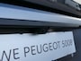 Peugeot 5008 1.6 Plug-in Hybrid 195 Allure 7p | NIEUW | Uit voorraad leverbaar! | 83km EV Actieradius WLTP | AUTOMAAT | 7-Zits | Parkeercamera Voor & Achter | Stuurverwarming | Dodehoek Detectie |