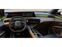 Peugeot e-5008 GT Exclusive 73 kWh 7p | €7.100,- DEMO VOORDEEL! | Stoelverkoeling |  Panorama dak | Nappa Leder | 360° Camera | Stoelverwarming Voor & Achter | Elektrisch Verstelbare Voorstoelen | Dodehoek Detectie | Elektrische Kofferklep
