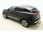 Peugeot 3008 1.2T Allure | 130PK | Elektrische Achterklep | Afneembare trekhaak | Keyless Entry & Start | 19'' Lichtmetalen velgen | Navigatie | DAB + | Camera Achter | 1e eigenaar!