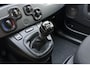Fiat Panda 1.0 Hybrid City Life 69 PK | Airco | Dakrails | Weinig kilometers | Hoge instap | Zuinige motor | Electrische ramen | 5 Zitplaatsen