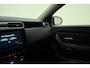 Dacia Duster 1.3 TCe 150 Journey Automaat | Navigatie | Camera | Keyless | Dakrails | Weinig kilometers | Hoge instap | Lichtmetalen velgen