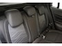 Jeep Avenger Altitude 54 kWh | Adaptive Cruise control | Climate control | Camera | 18" Lichtmetalen velgen | Getint glas | Keyless | Bluetooth | Draadloze telefoonlader