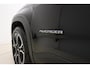 Jeep Avenger Altitude 54 kWh | Adaptive Cruise control | Climate control | Camera | 18" Lichtmetalen velgen | Getint glas | Keyless | Bluetooth | Draadloze telefoonlader