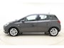 Opel Corsa 1.4 Color Edition Automaat | Stoel & Stuurverwarming | Parkeersensoren voor en achter | Lichtmetalen velgen | DAB radio | Camera
