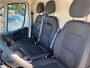 Citroën Jumper 2.2 BlueHDi 140 S&S L2H2 3.5t | Betimmering | Climate control | Achteruitrijcamera | Digitale binnenspiegel | Navigatie | 3 persoons