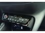 Opel Corsa 1.2 Turbo Hybrid Yes Automaat | Stoel & Stuurverwarming | Navigatie via Carplay | Zwart dak | DAB Radio | Parkeersensoren | Lichtmetalen velgen