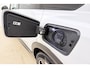 Opel Grandland Electric Business Edition 73 kWh | Panoramisch schuifdak | Electrische achterklep | Keyless | Stoel & Stuurverwarming | Navigatie | AGR Stoelen