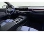 Opel Grandland Electric Business Edition 73 kWh | Panoramisch schuifdak | Electrische achterklep | Keyless | Stoel & Stuurverwarming | Navigatie | AGR Stoelen