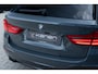 BMW 5-Serie Touring 540i xDrive M-Sport ACC Pano Harman Kardon Head Up 360 Stoelvent. Trekhaak Softclose Keyless Memory Shadow Line