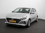 Hyundai i20 1.2 MPI Essential Navigatie Apple CarPlay Android Auto Camera Parkeerhulp achter Cruise Control Virtual Cockpit Climate control Lichmetalen velgen