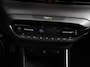 Hyundai i20 1.2 MPI Essential Navigatie Apple CarPlay Android Auto Camera Parkeerhulp achter Cruise Control Virtual Cockpit Climate control Lichmetalen velgen