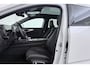 Renault Austral 1.2 E-Tech full hybrid 200 iconic | Uitklap Trekhaak | Panoramadak | Massagestoel | Stuur-/Stoelverwarming |