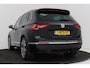 Volkswagen Tiguan 2.0 TSI 4Motion Highline R-Line | Trekhaak | Panoramadak | Camera | CarPlay |