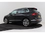 Volkswagen Tiguan 2.0 TSI 4Motion Highline R-Line | Trekhaak | Panoramadak | Camera | CarPlay |