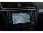 Volkswagen Tiguan 2.0 TSI 4Motion Highline R-Line | Trekhaak | Panoramadak | Camera | CarPlay |