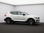 Volvo XC40 2.0 B4 Plus Dark / Trekhaak / Stoel+stuur+voorruitverwarming / Privacy glass / Harman Kardon