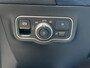 Mercedes-Benz B-klasse 250 e AMG Line | Facelift | Trekhaak wegklapbaar | Burmester | Sfeerverlichting | Camera | Navigatie | Apple CarPlay | Adaptieve cruise | Lane assist | Stoelverwarming | 18 inch AMG velgen | Full-LED | DAB | Keyless | Dodehoekdetectie | Elektrische achterklep | Volledig dealeronderhouden