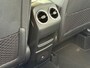 Mercedes-Benz B-klasse 250 e AMG Line | Facelift | Trekhaak wegklapbaar | Burmester | Sfeerverlichting | Camera | Navigatie | Apple CarPlay | Adaptieve cruise | Lane assist | Stoelverwarming | 18 inch AMG velgen | Full-LED | DAB | Keyless | Dodehoekdetectie | Elektrische achterklep | Volledig dealeronderhouden