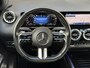 Mercedes-Benz B-klasse 250 e AMG Line | Facelift | Trekhaak wegklapbaar | Burmester | Sfeerverlichting | Camera | Navigatie | Apple CarPlay | Adaptieve cruise | Lane assist | Stoelverwarming | 18 inch AMG velgen | Full-LED | DAB | Keyless | Dodehoekdetectie | Elektrische achterklep | Volledig dealeronderhouden
