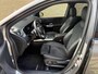 Mercedes-Benz B-klasse 250 e AMG Line | Facelift | Trekhaak wegklapbaar | Burmester | Sfeerverlichting | Camera | Navigatie | Apple CarPlay | Adaptieve cruise | Lane assist | Stoelverwarming | 18 inch AMG velgen | Full-LED | DAB | Keyless | Dodehoekdetectie | Elektrische achterklep | Volledig dealeronderhouden